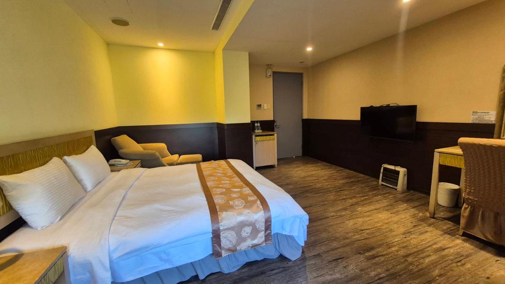 Mi Jing Garden Spring Resort Wulai Exterior photo